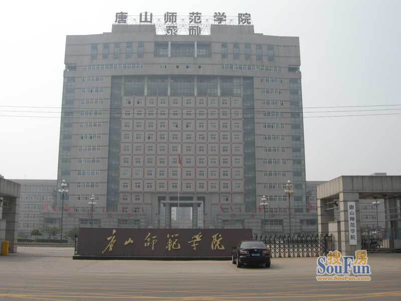 唐山師范學校北校區(qū)舞蹈房木地板鋪設(shè)案例