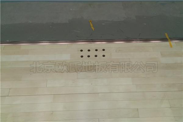 運(yùn)動(dòng)木地板