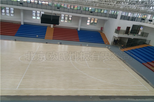 運(yùn)動(dòng)木地板