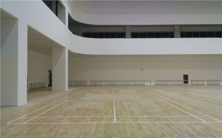 學(xué)校運(yùn)動實(shí)木地板哪家專業(yè)